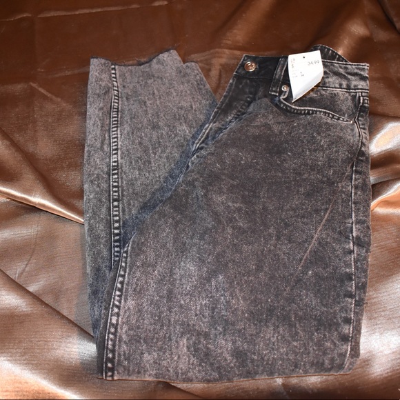 High Waist Mom Jeans - Picture 1 of 7